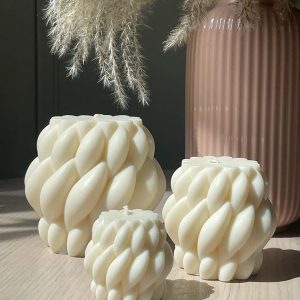 Πλεγμένη Αρμονία – Χειροποίητο Αρωματικό Κερί Σόγιας